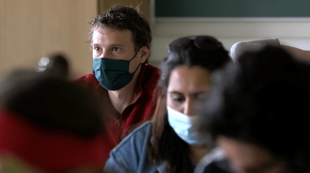 « Les lumières » un documentaire réalisé par Valérie Simoné – produit par Little Big Story